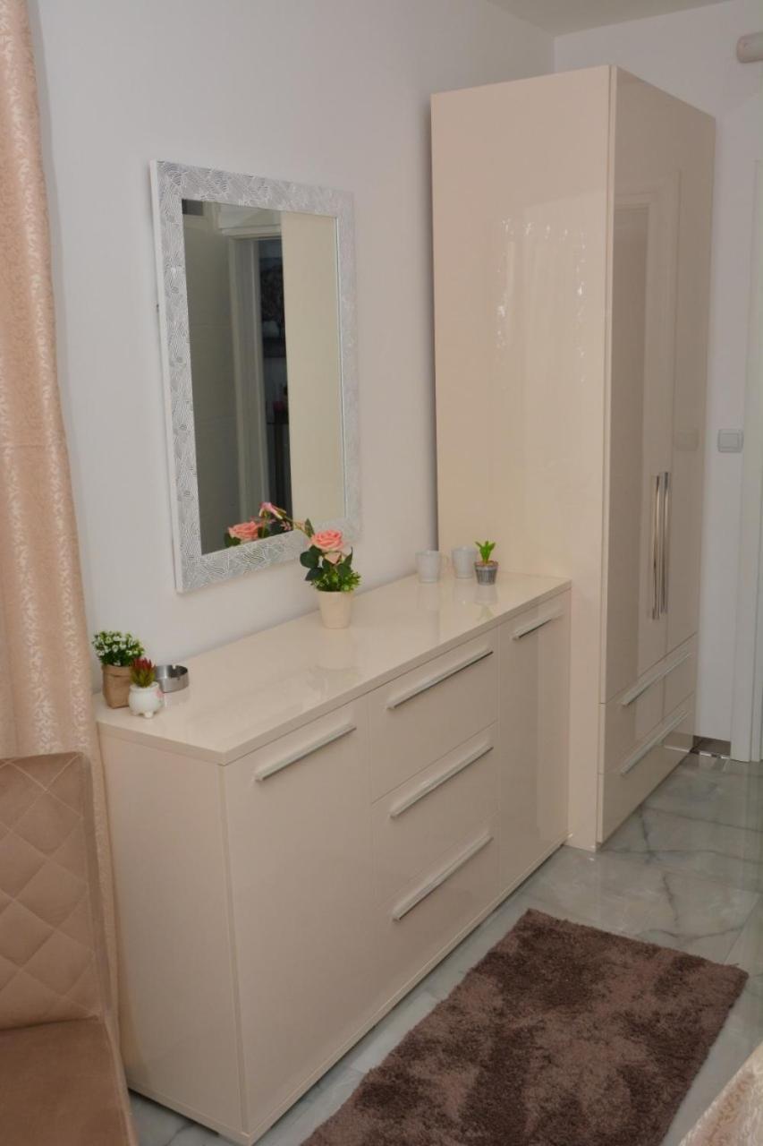 Отель Tref Prokuplje Экстерьер фото
